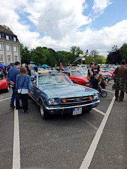 Ford Mustang Oldtimer; anklicken zum Vergrößern