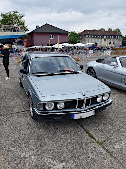 Oldtimer; anklicken zum Vergrößern