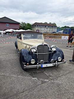 Oldtimer; anklicken zum Vergrößern