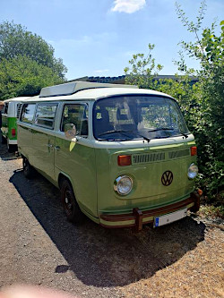 VW Bus Oldtimer; anklicken zum Vergrößern