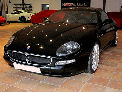 Gesamtansicht des gebrauchten Maserati; anklicken zum Vergrößern